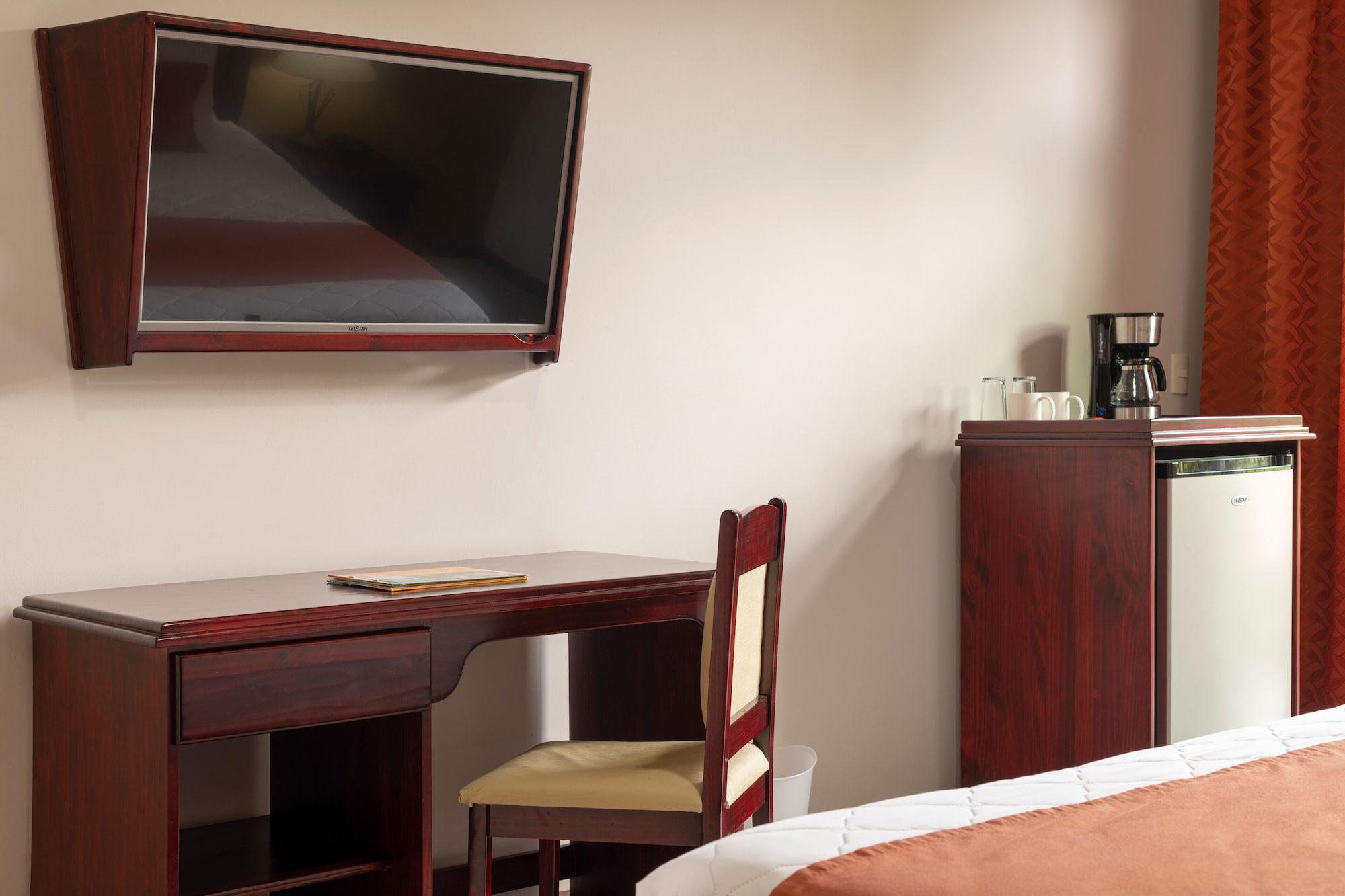 Hotel Magic Mountain La Fortuna Bagian luar foto