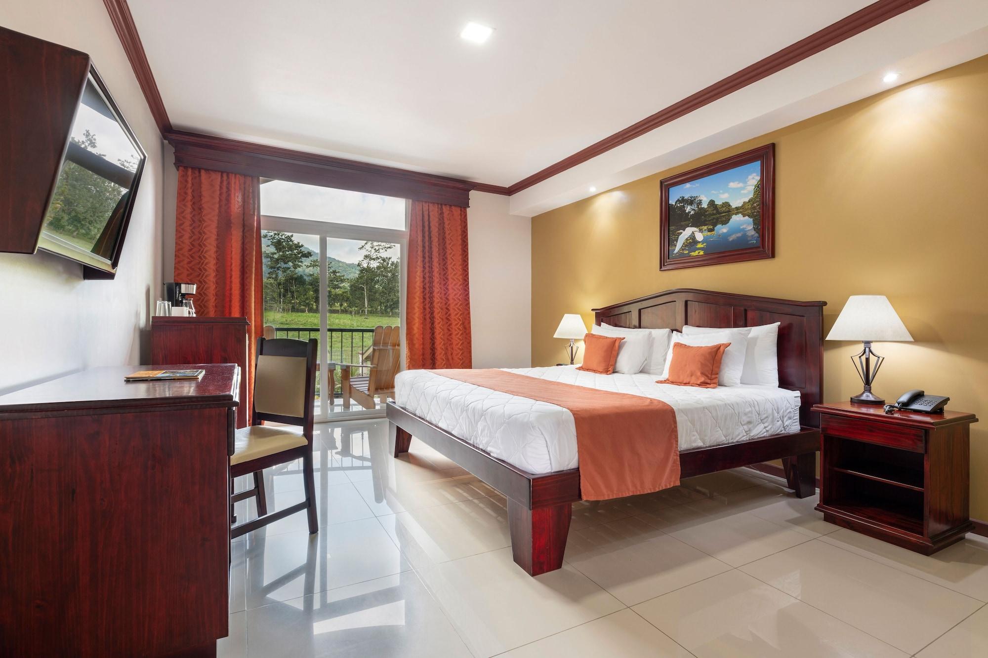 Hotel Magic Mountain La Fortuna Bagian luar foto