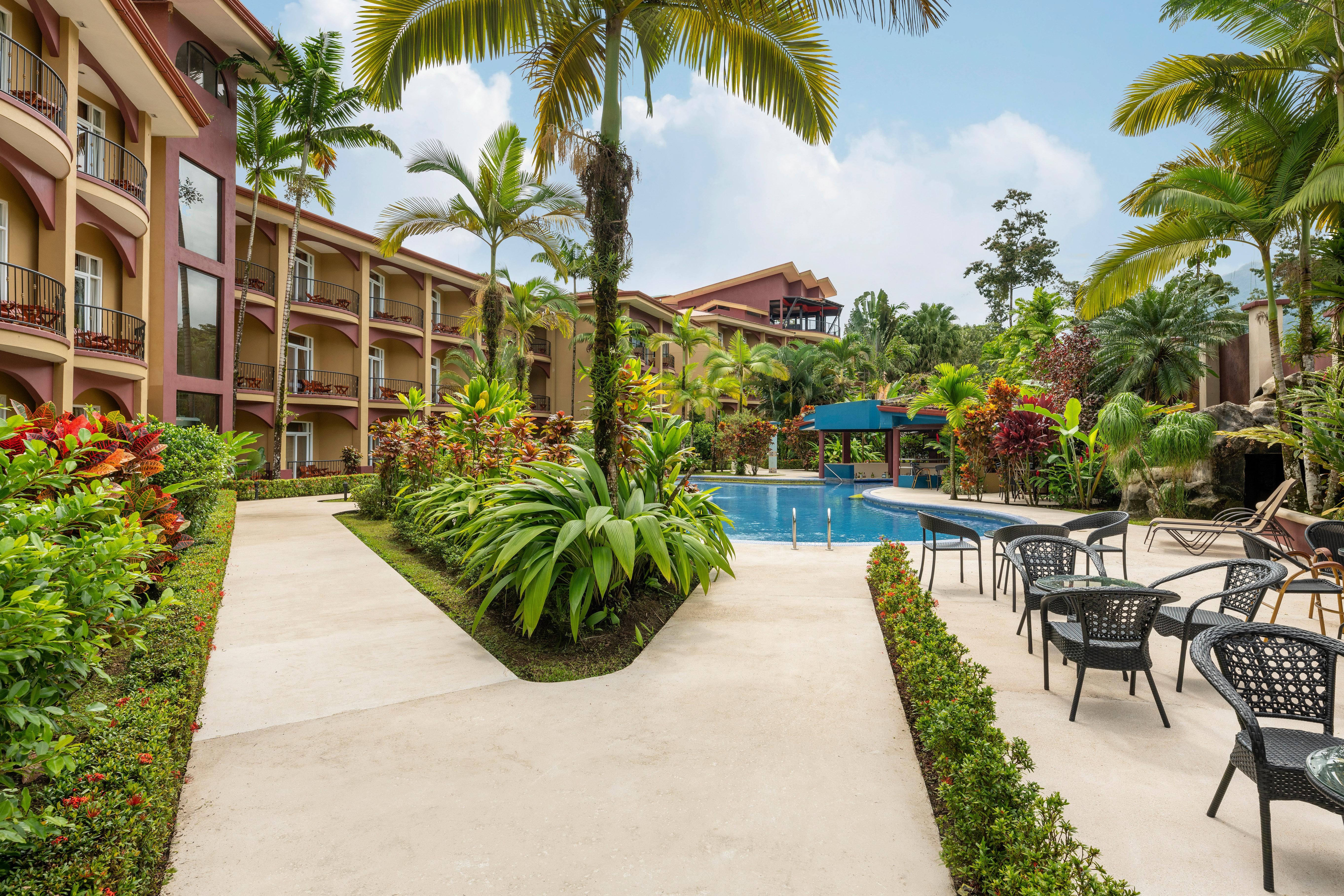 Hotel Magic Mountain La Fortuna Bagian luar foto