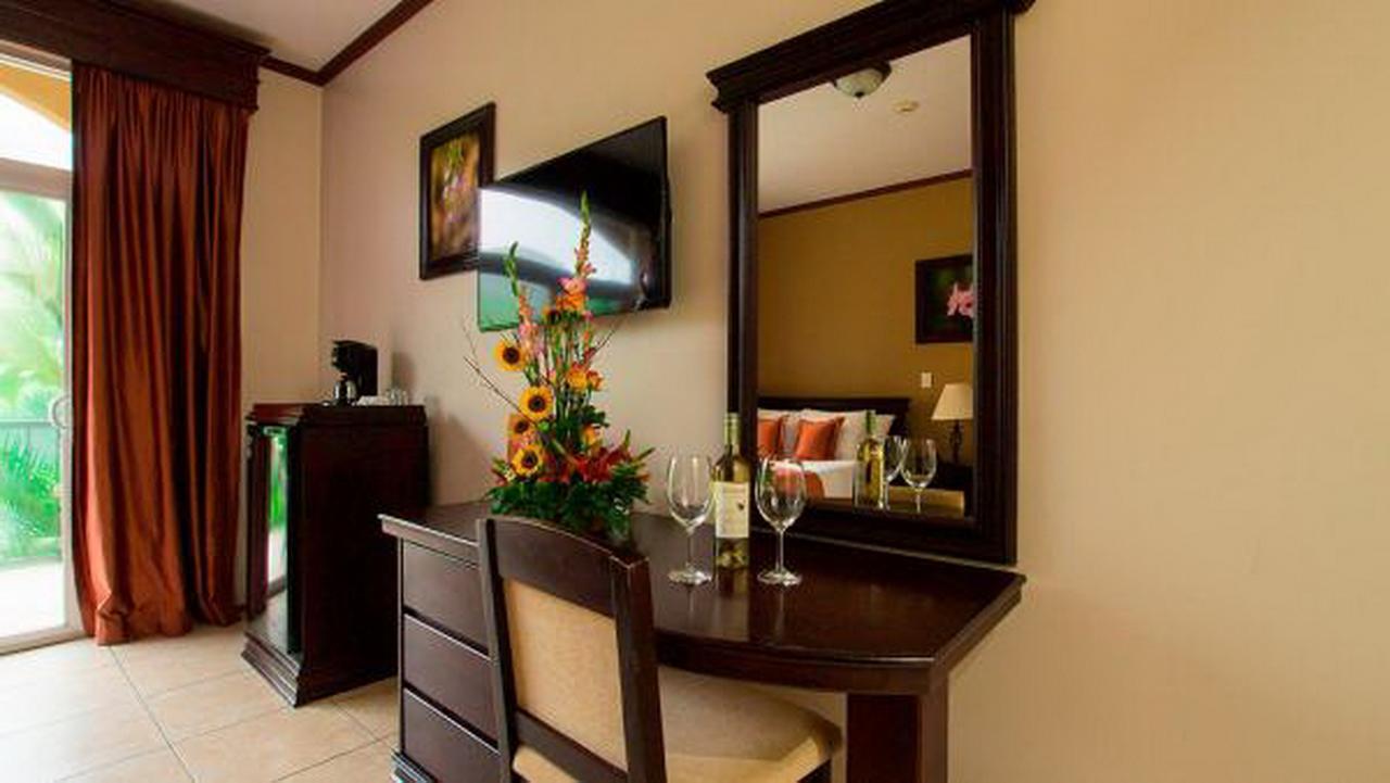 Hotel Magic Mountain La Fortuna Bagian luar foto