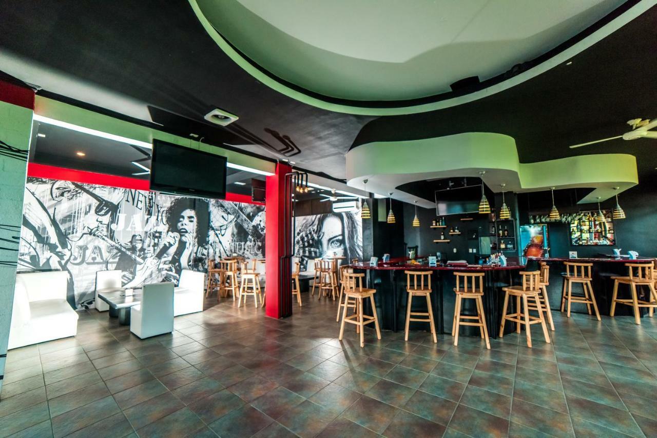 Hotel Magic Mountain La Fortuna Bagian luar foto